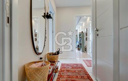 Şenesenevler Minibüs Cad. Üzerinde Ön Cephe Kiralık 2+1 Daire 