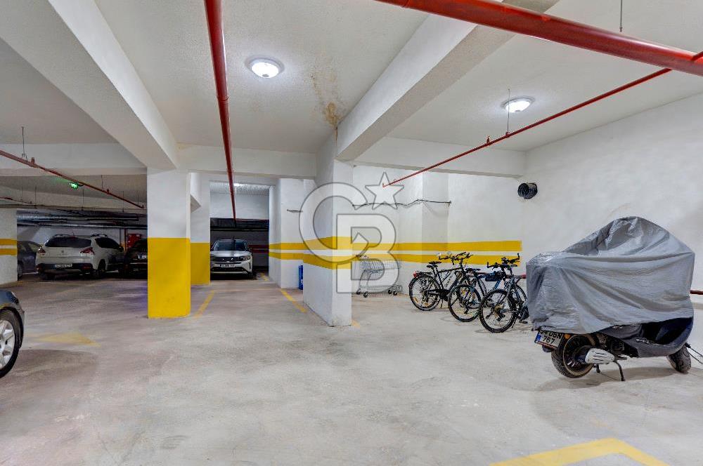 Şenesenevler Minibüs Cad. Üzerinde Ön Cephe Kiralık 2+1 Daire 