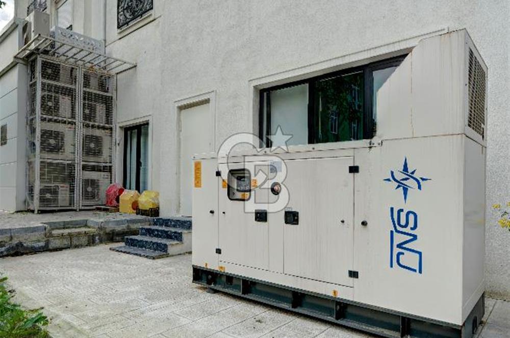 Şenesenevler Minibüs Cad. Üzerinde Ön Cephe Kiralık 2+1 Daire 