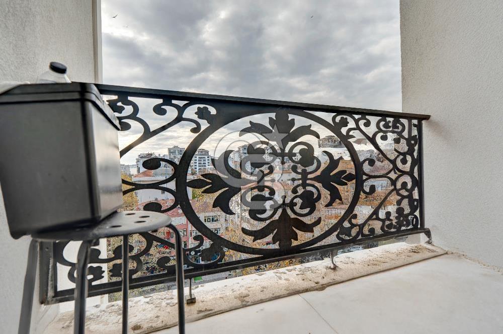 Şenesenevler Minibüs Cad. Üzerinde Ön Cephe Kiralık 2+1 Daire 