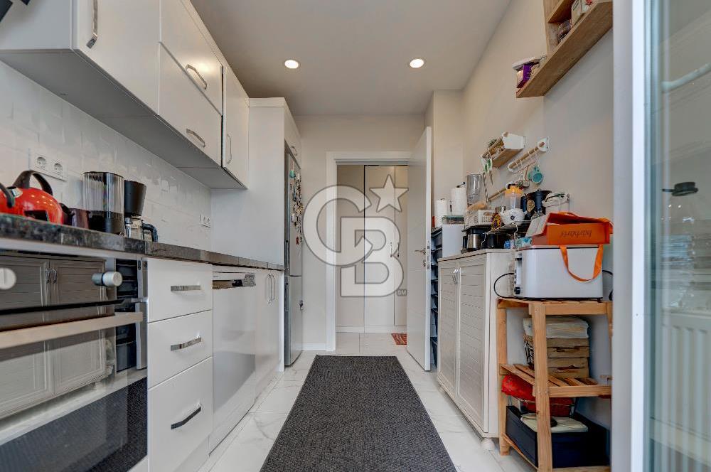 Şenesenevler Minibüs Cad. Üzerinde Ön Cephe Kiralık 2+1 Daire 