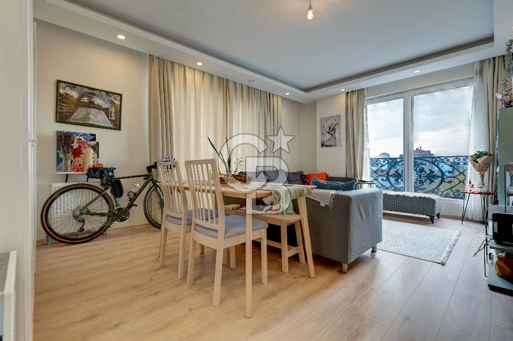 Şenesenevler Minibüs Cad. Üzerinde Ön Cephe Kiralık 2+1 Daire 