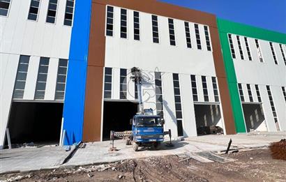 OVİNYUM ALÜMİNYUMCULAR SİTESİNDE KİRALIK 584M2 DÜKKAN