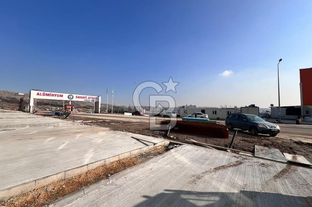 OVİNYUM ALÜMİNYUMCULAR SİTESİNDE KİRALIK 584M2 DÜKKAN