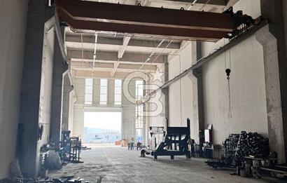 OVİNYUM ALÜMİNYUMCULAR SİTESİNDE KİRALIK 584M2 DÜKKAN