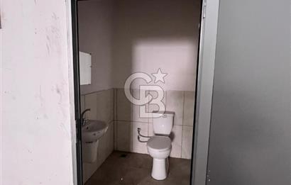 OVİNYUM ALÜMİNYUMCULAR SİTESİNDE KİRALIK 584M2 DÜKKAN