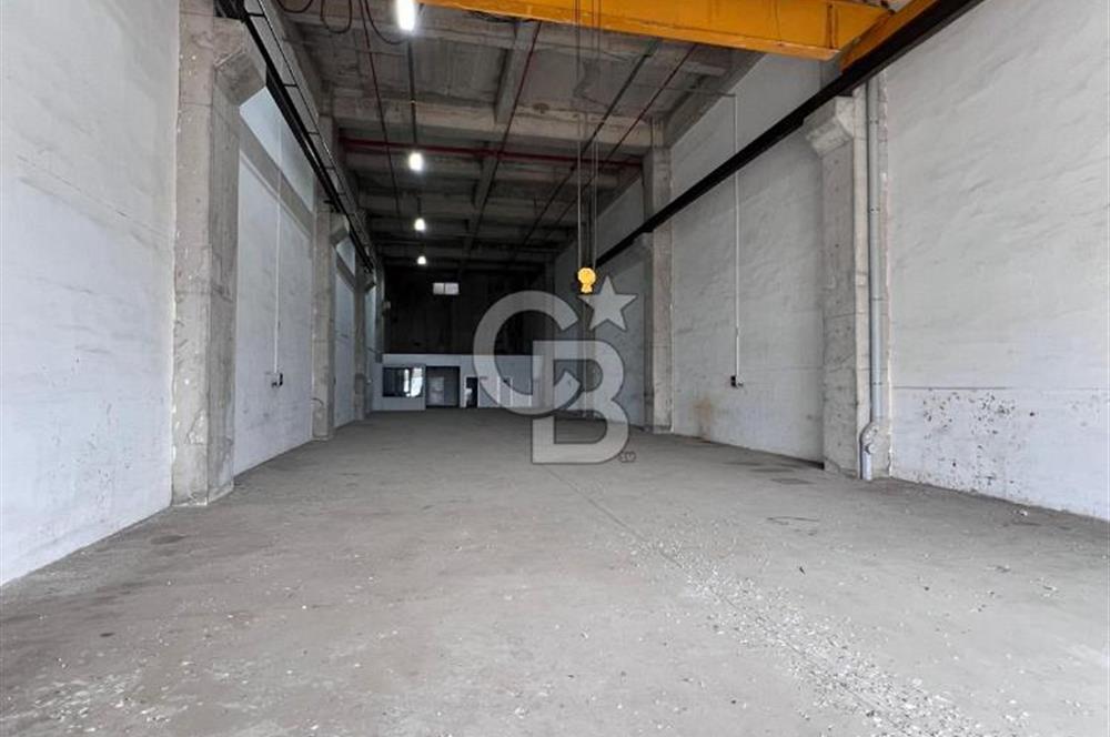 OVİNYUM ALÜMİNYUMCULAR SİTESİNDE KİRALIK 584M2 DÜKKAN