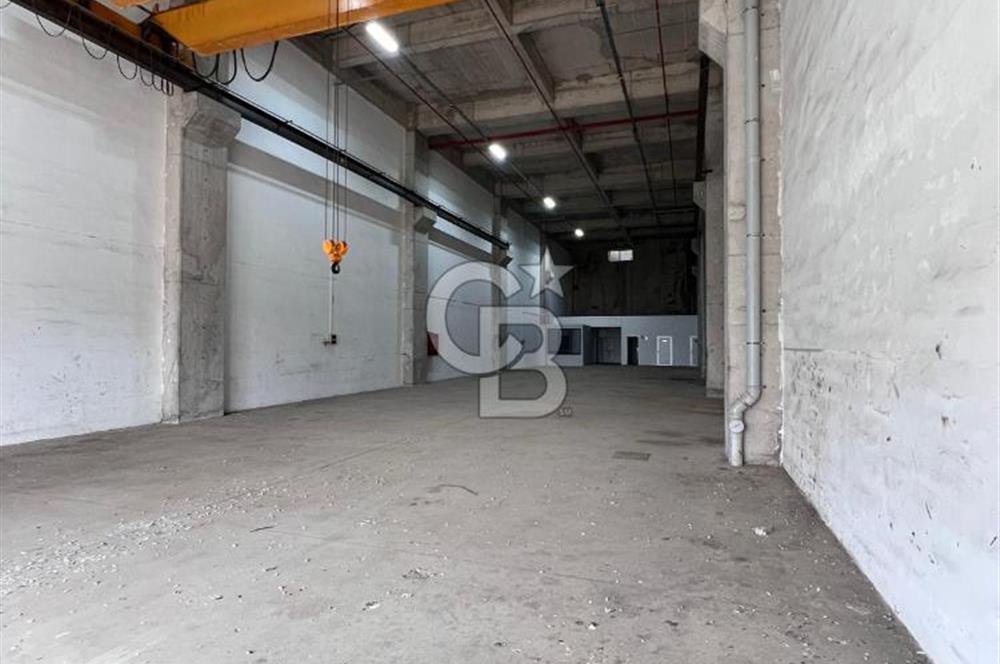 OVİNYUM ALÜMİNYUMCULAR SİTESİNDE KİRALIK 584M2 DÜKKAN