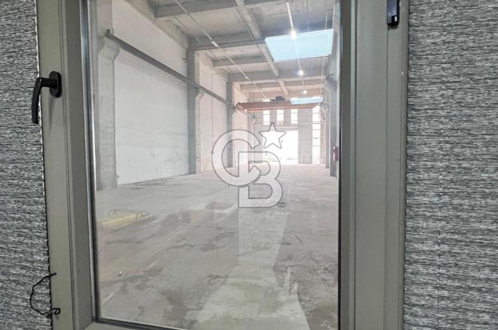 OVİNYUM ALÜMİNYUMCULAR SİTESİNDE KİRALIK 584M2 DÜKKAN
