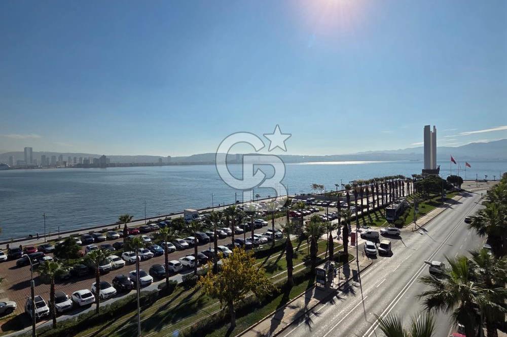 İzmir Karşıyaka Yalısında Satılık Ful Deniz manzaralı 3+1 Daire