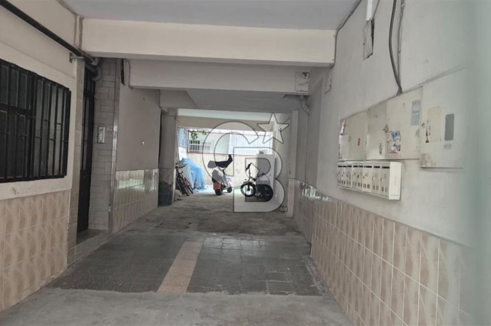 Karşıyaka Alaybey 'de Kiralık Bakımlı 2+1 Daire