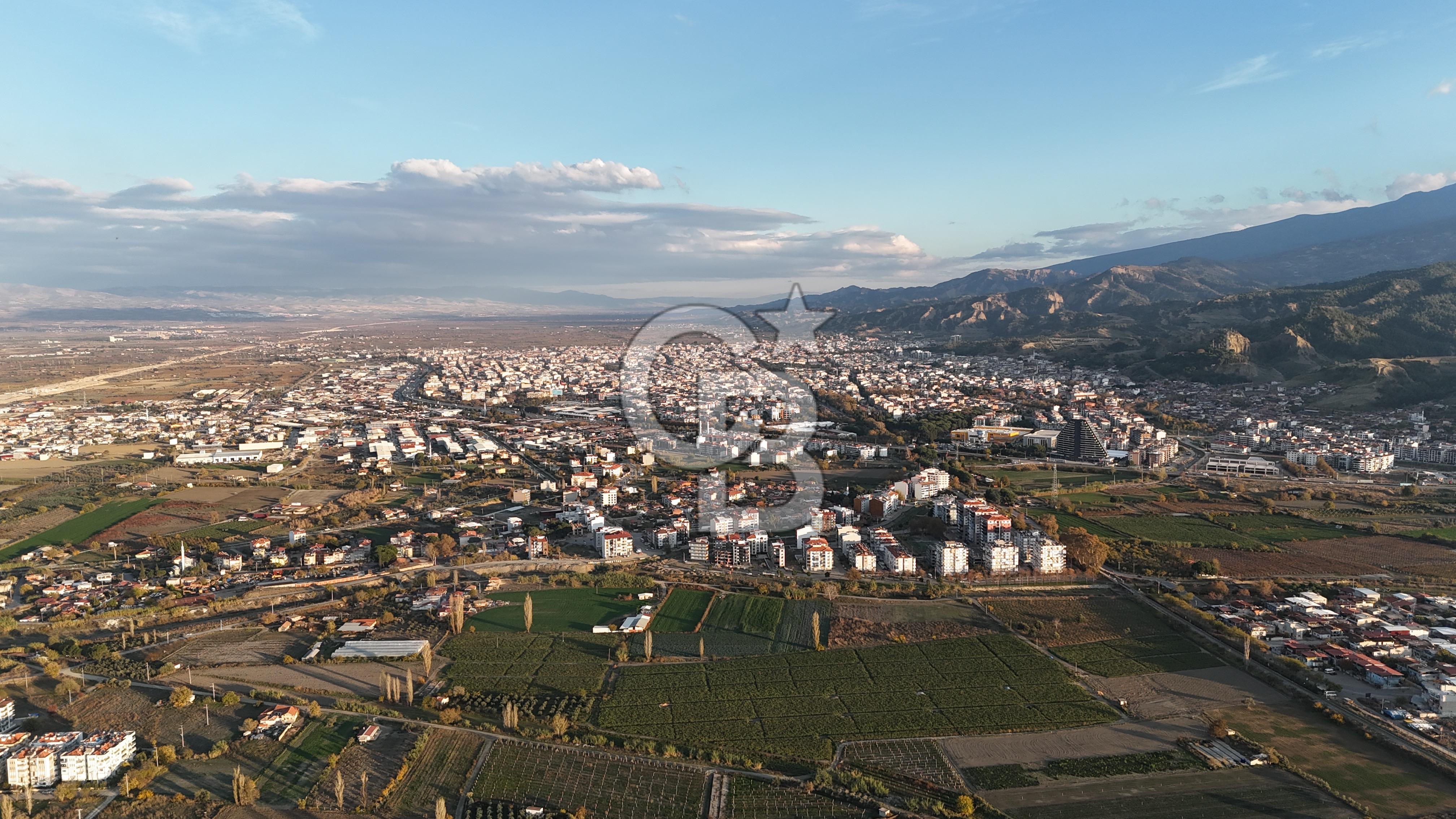 SALİHLİ MANİSA 371/6 PARSEL 556,78M2 İMARLI ARSA