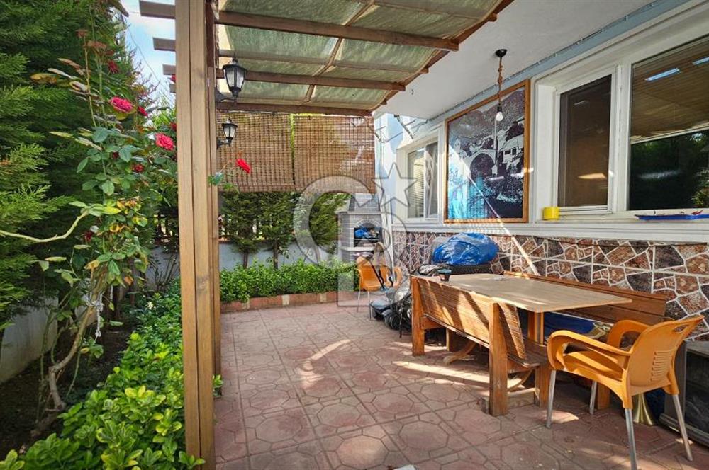 MÜSTAKİL BAHÇELİ SATILIK 4+2 VİLLA