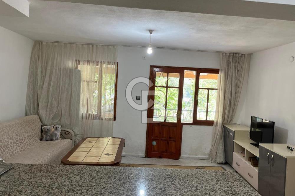 Dikili Salihleraltı’nda 3+1 Bahçeli Teraslı Satılık Müstakil Villa