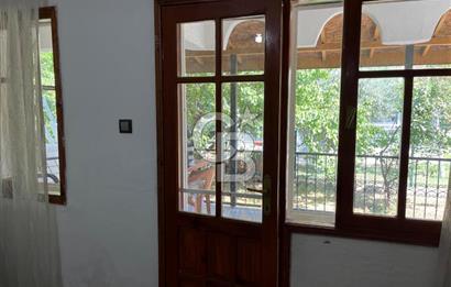 Dikili Salihleraltı’nda 3+1 Bahçeli Teraslı Satılık Müstakil Villa