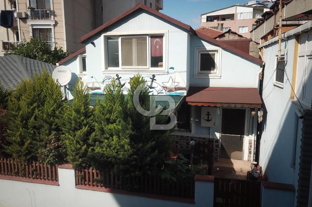 MÜSTAKİL BAHÇELİ SATILIK 4+2 VİLLA