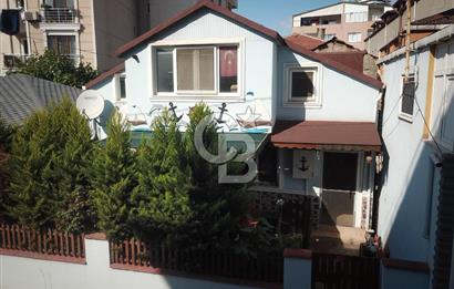 MÜSTAKİL BAHÇELİ SATILIK 4+2 VİLLA