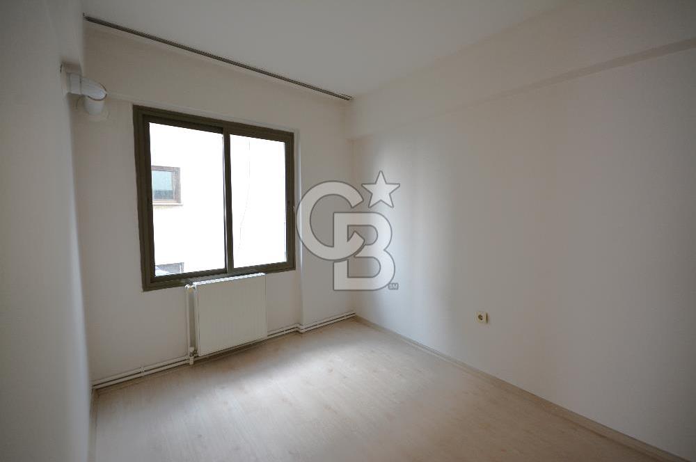 İzmir Karşıyaka Yalısında Satılık Ful Deniz manzaralı 3+1 Daire