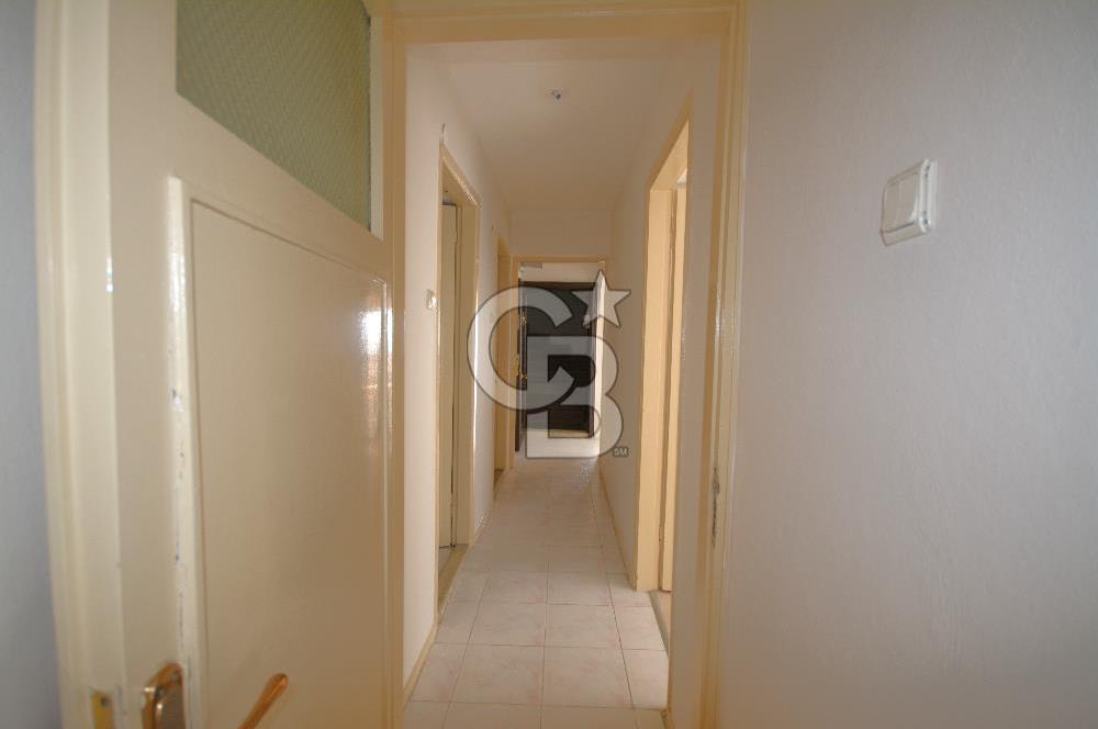 İzmir Karşıyaka Yalısında Satılık Ful Deniz manzaralı 3+1 Daire