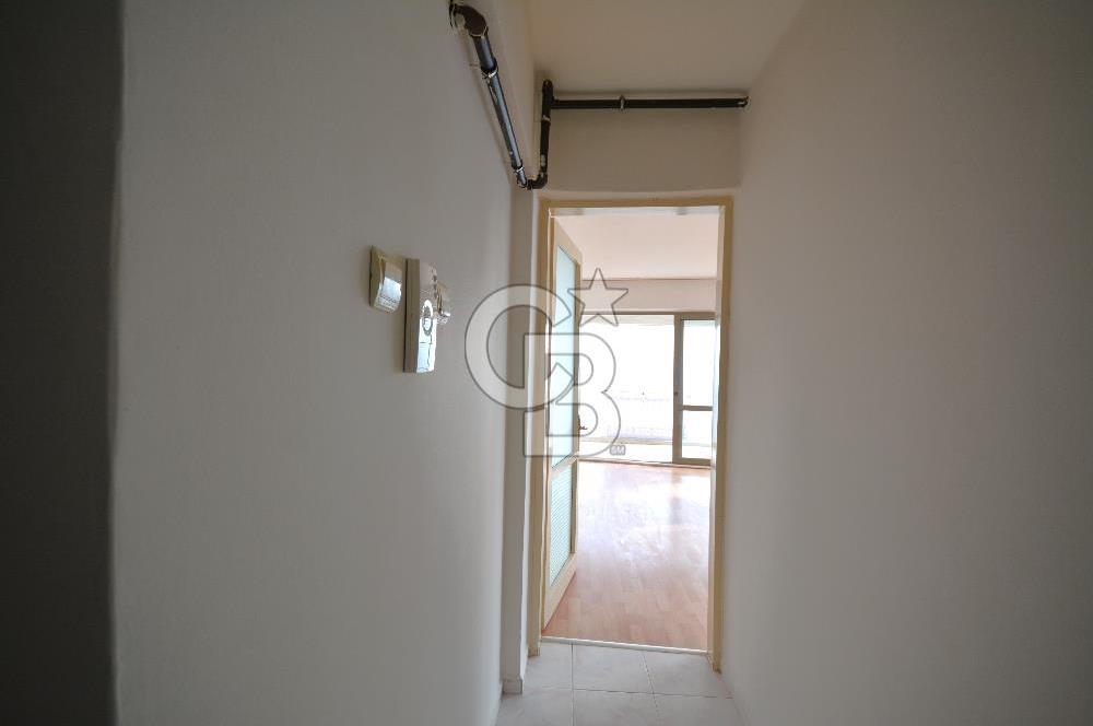 İzmir Karşıyaka Yalısında Satılık Ful Deniz manzaralı 3+1 Daire