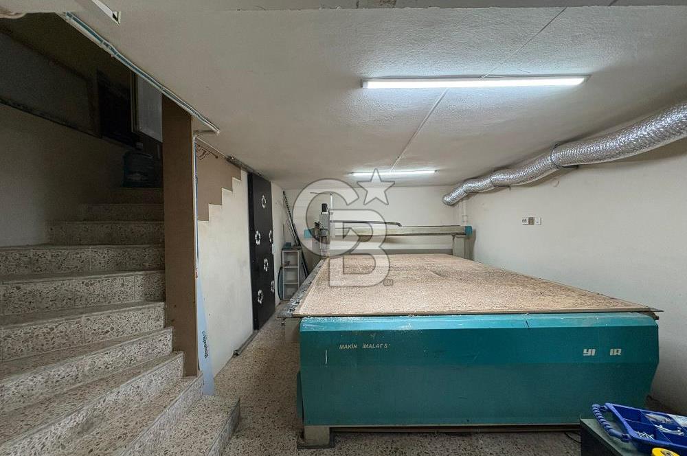 ŞİRİNYER İZBANA YÜRÜME MESAFESİNDE, OTOPARKI OLAN BATARLI DÜKKAN