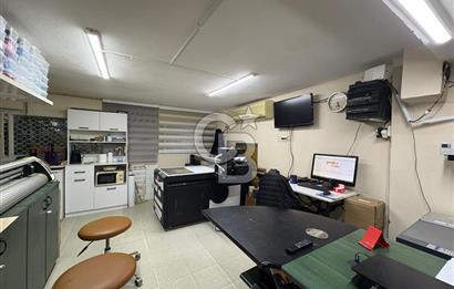 ŞİRİNYER İZBANA YÜRÜME MESAFESİNDE, OTOPARKI OLAN BATARLI DÜKKAN