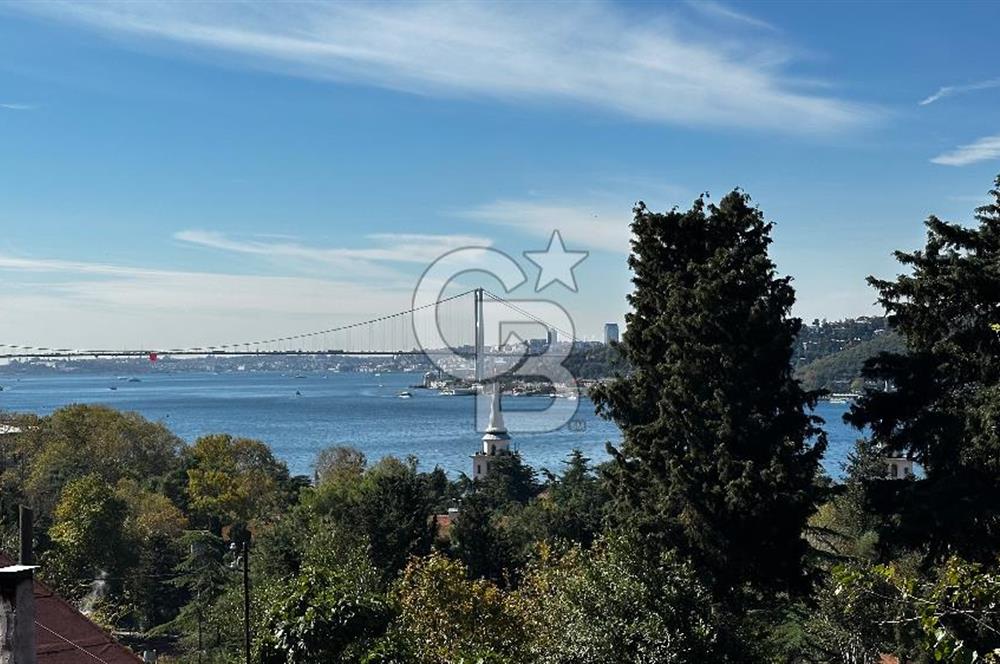 Kuleli'de Boğaz Manzalı Satılık 2 Katlı Bahçeli Müstakil Ev