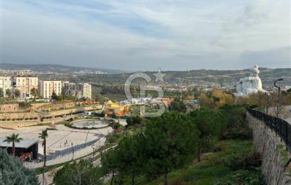 YURDOĞLU MAHALLESİNDE ÖNÜ AÇIK ZEMİN ÜSTÜ 3+1 