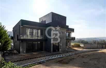 CB BLACK'TEN KIZILCIKLI'DA LOTUS SATILIK OFİS TERASLI