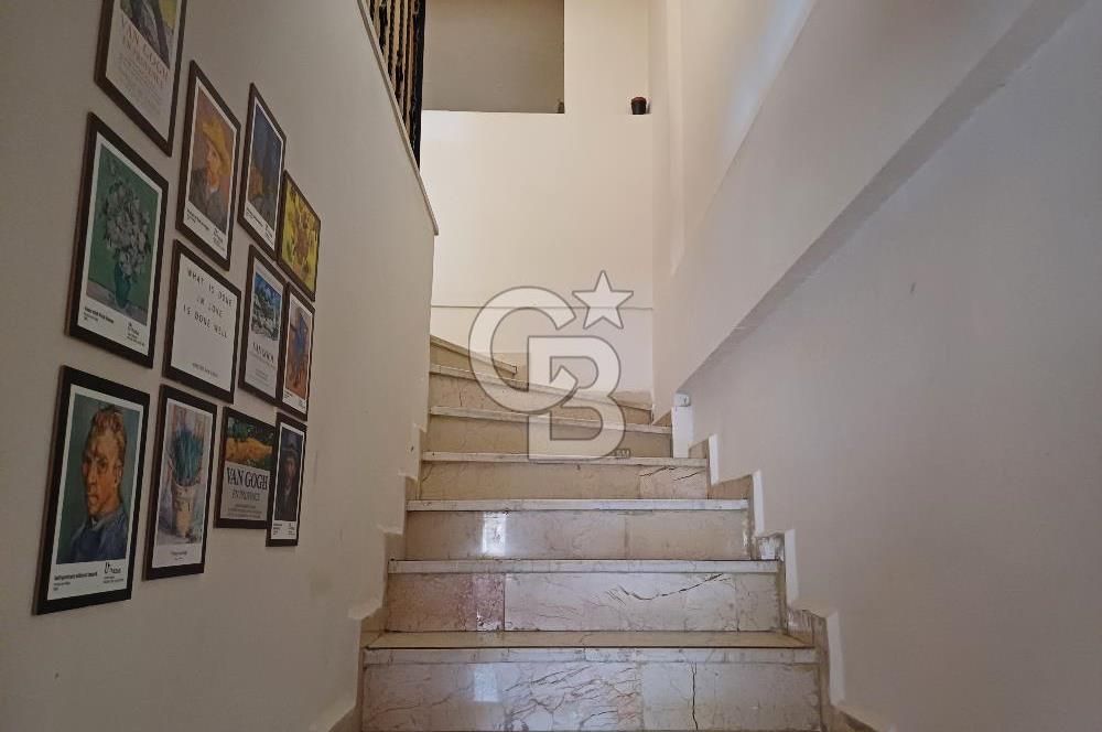 BAKIRKÖY MERKEZ – EBU ZİYA CADDESİ PARALELİNDE DENİZ MANZARALI DUBLEKS DAİRE!!!