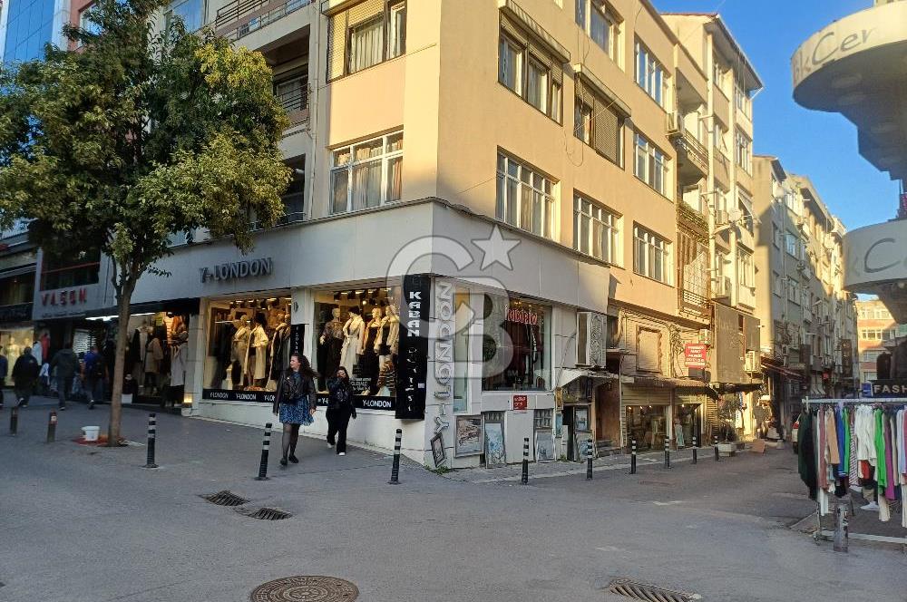 BAKIRKÖY MERKEZ – EBU ZİYA CADDESİ PARALELİNDE DENİZ MANZARALI DUBLEKS DAİRE!!!