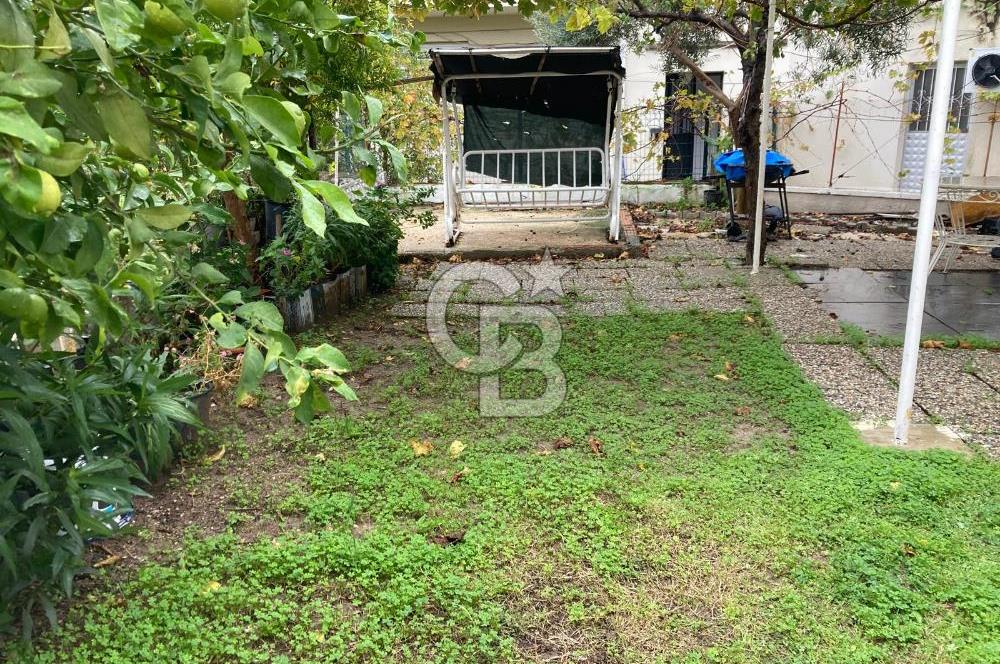 CB SMYRNA' DAN ALAÇATI' NIN KALBİNDE SATILIK MÜSTAKİL EV