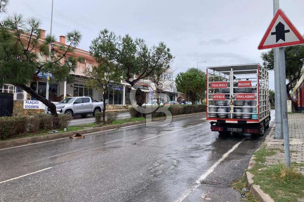 CB SMYRNA' DAN ALAÇATI' NIN KALBİNDE SATILIK MÜSTAKİL EV