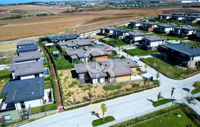 MESA YEŞİLYAKA SU ŞELALE MODEL 4+1 SATILIK VİLLA