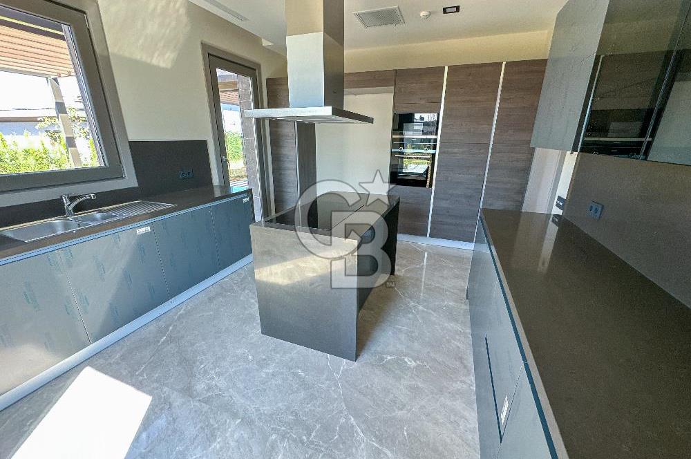 MESA YEŞİLYAKA SU ŞELALE MODEL 4+1 SATILIK VİLLA