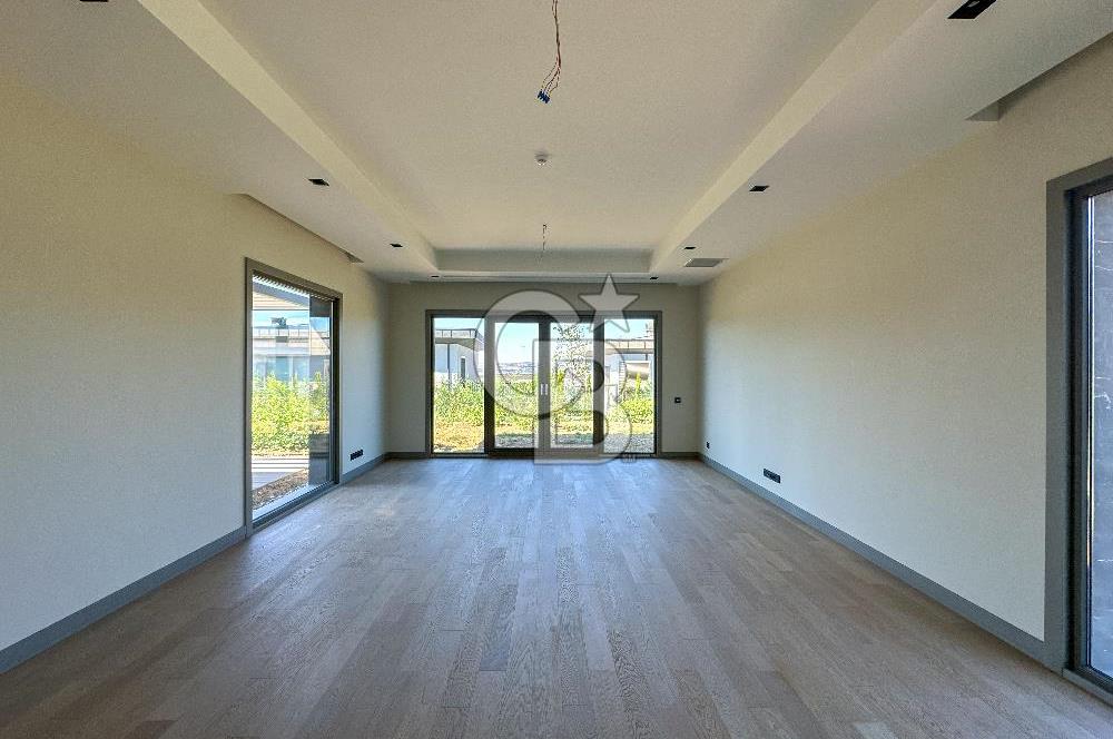 MESA YEŞİLYAKA SU ŞELALE MODEL 4+1 SATILIK VİLLA