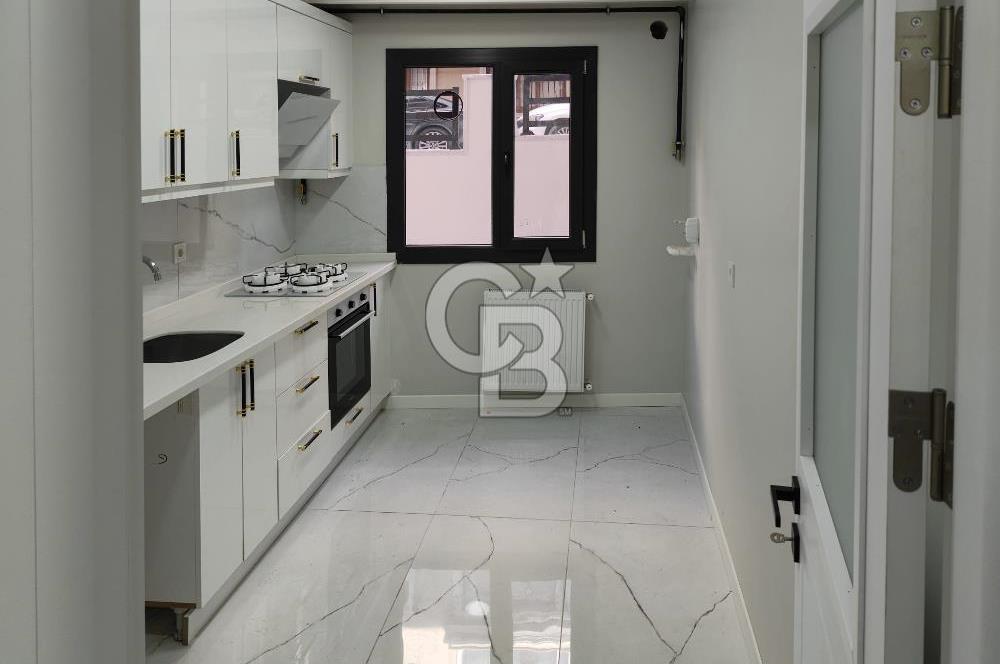 ÇEKMEKÖY'DE MERKEZE 8 DK MESAFEDE 3+1 GENİŞ SIFIR DAİRE