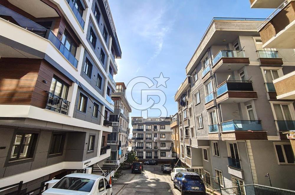 ÇEKMEKÖY'DE MERKEZE 8 DK MESAFEDE 3+1 GENİŞ SIFIR DAİRE