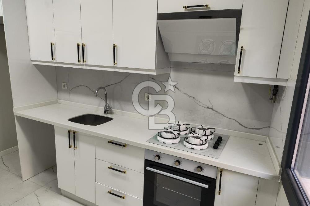 ÇEKMEKÖY'DE MERKEZE 8 DK MESAFEDE 3+1 GENİŞ SIFIR DAİRE