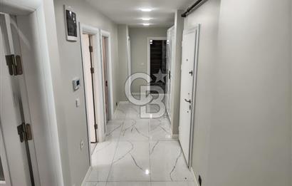 ÇEKMEKÖY'DE MERKEZE 8 DK MESAFEDE 3+1 GENİŞ SIFIR DAİRE