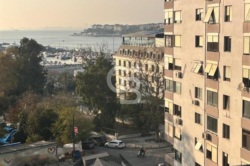 Fener-Kalamış caddesinde deniz manz. balkonlu,sıfır ferah daire