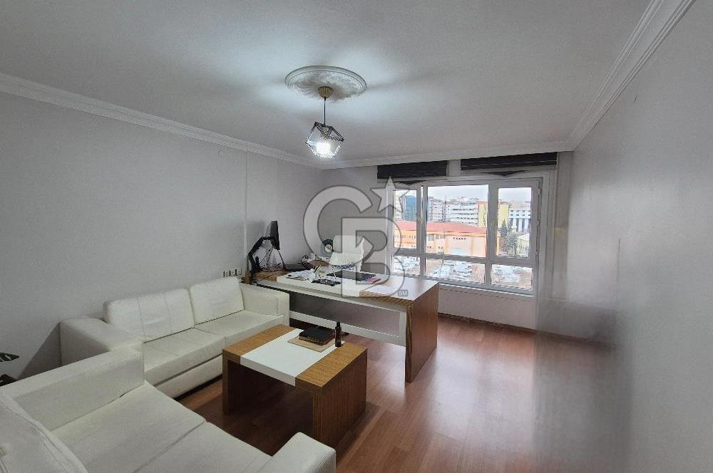 MERKEZİN TAM KALBİNDE 2+1 | 80 m² | ÖN CEPHE