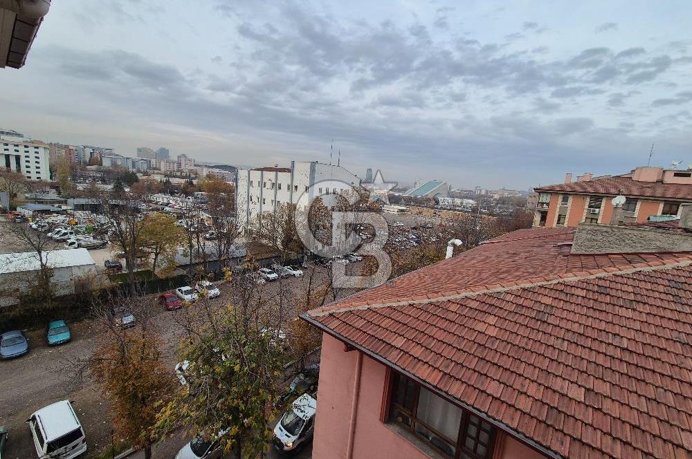 MERKEZİN TAM KALBİNDE 2+1 | 80 m² | ÖN CEPHE