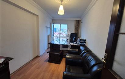 MERKEZİN TAM KALBİNDE 2+1 | 80 m² | ÖN CEPHE