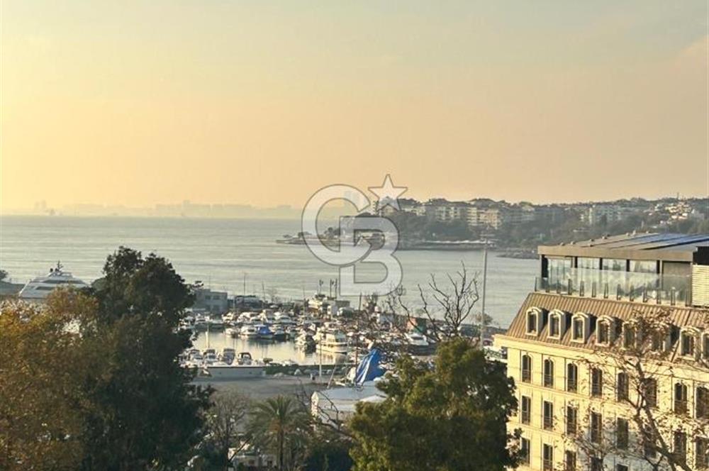 Fener-Kalamış caddesinde deniz manz. balkonlu,sıfır ferah daire
