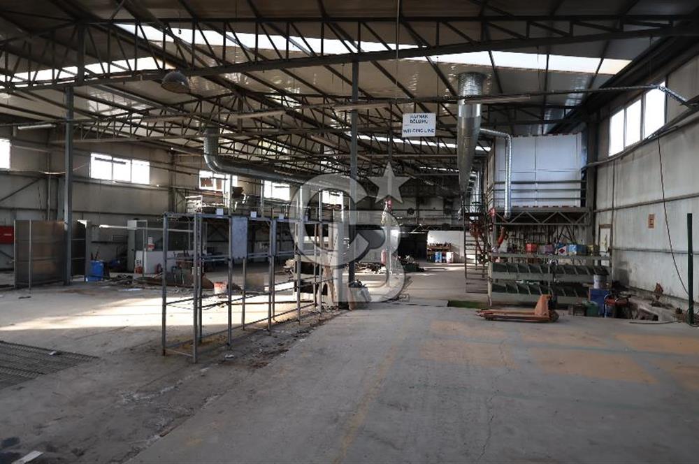 Gaziemir Dokuz Eylül Mh. Sarnıç Yolu 5682 m2 arsa; 4200 m2 Fabrika