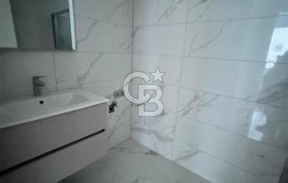 Fener-Kalamış caddesinde deniz manz. balkonlu,sıfır ferah daire