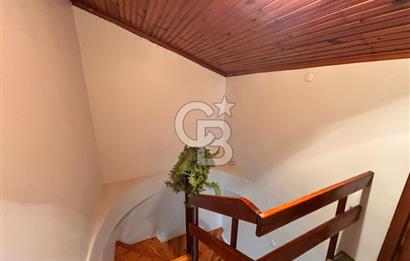 Kemerburgaz Kemer evleri  3 + 1 satılık daire