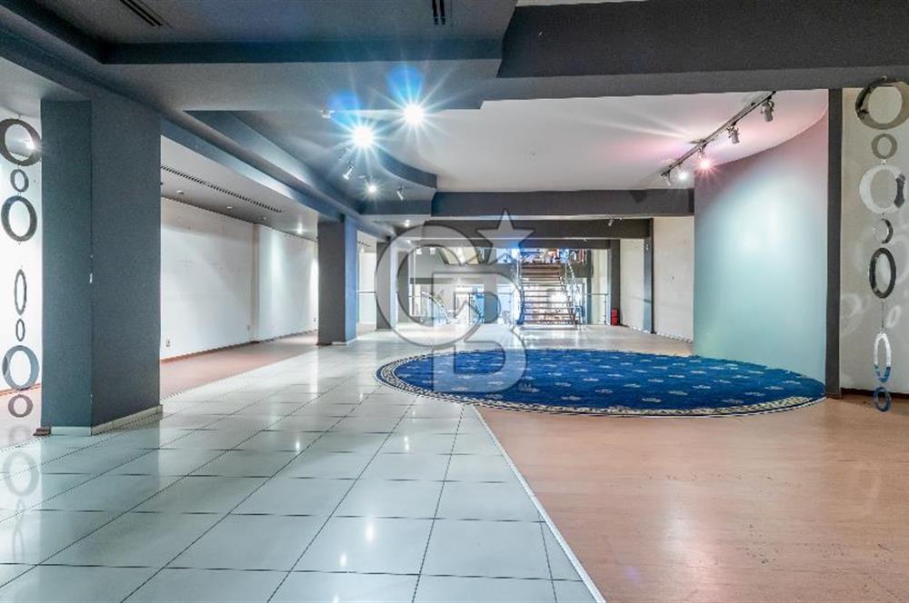 KARABAĞLAR YEŞİLLİK CADDESİ ÜZERİNDE KOMPLE KİRALIK BİNA