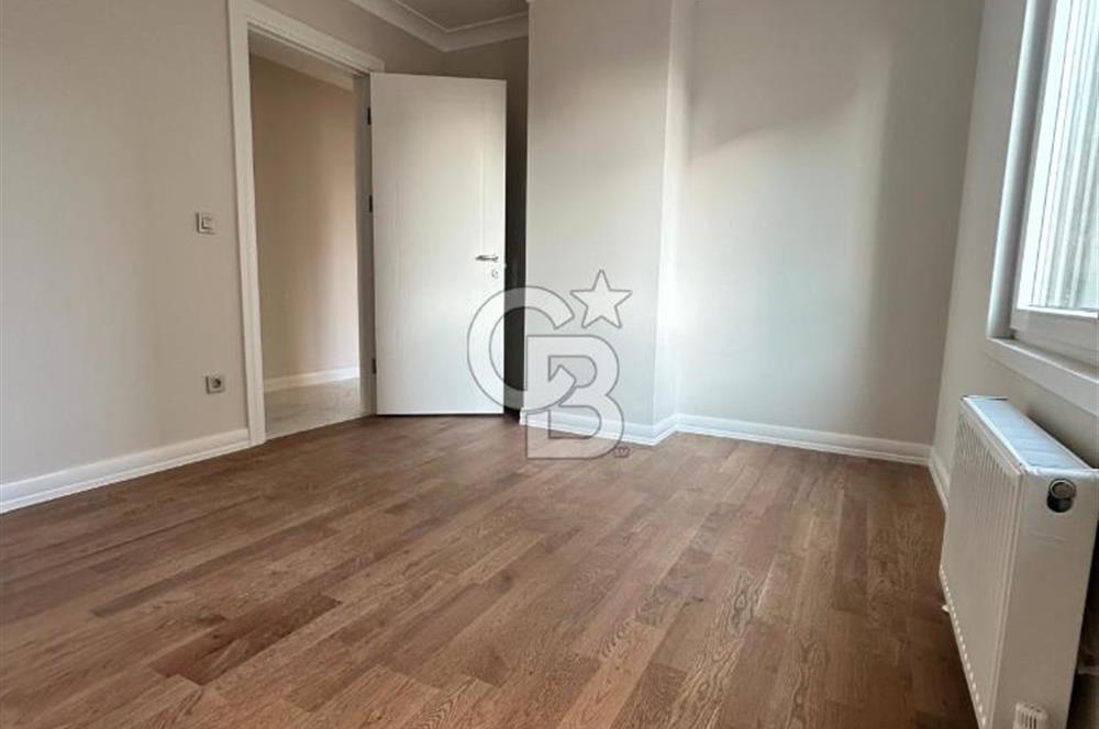 Fener-Kalamış caddesinde deniz manz. balkonlu,sıfır ferah daire